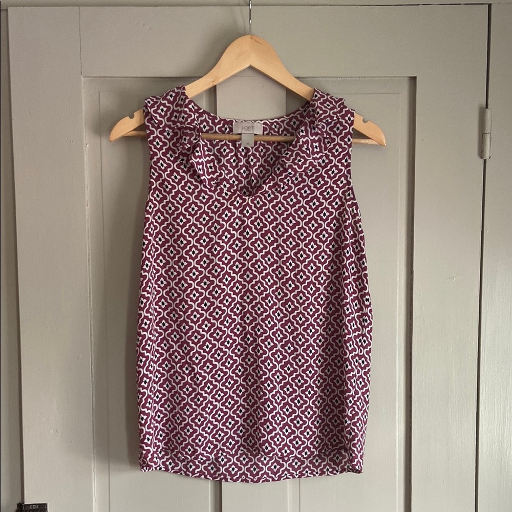 LOFT Patterned Sleeveless Blouse